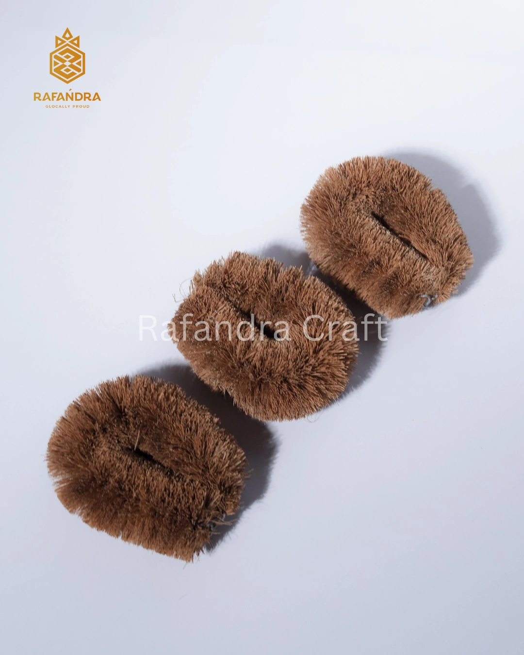 Rafandra Round Coconut Fiber Brush (BR-SK4)